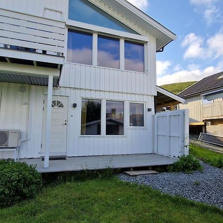 Leilighet I Tromso Kvaloysletta Екстериор снимка